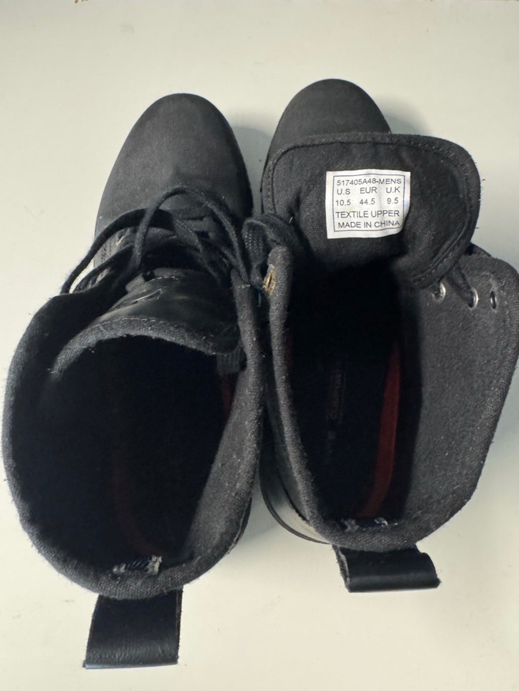 Levi's Black Canvas Lace-Up Ankle Boot (Like New)