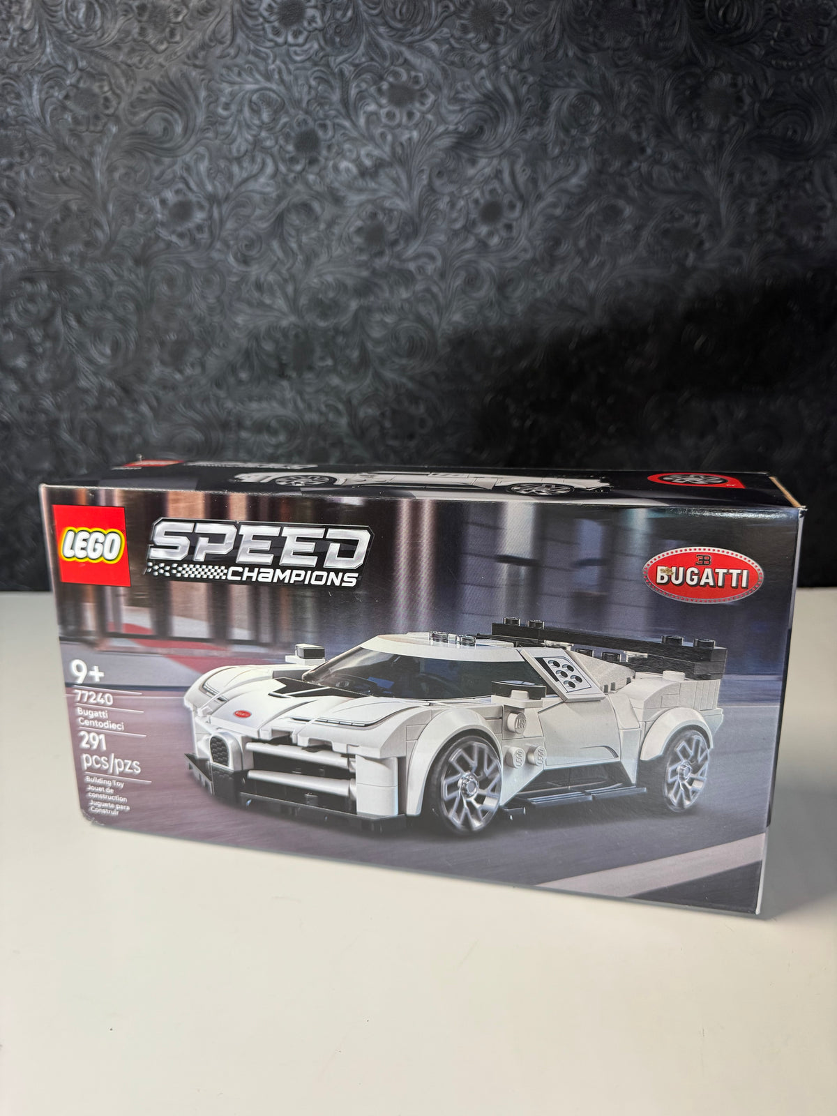 Lego Speed Champions White
Bugatti Supercar Model (New)