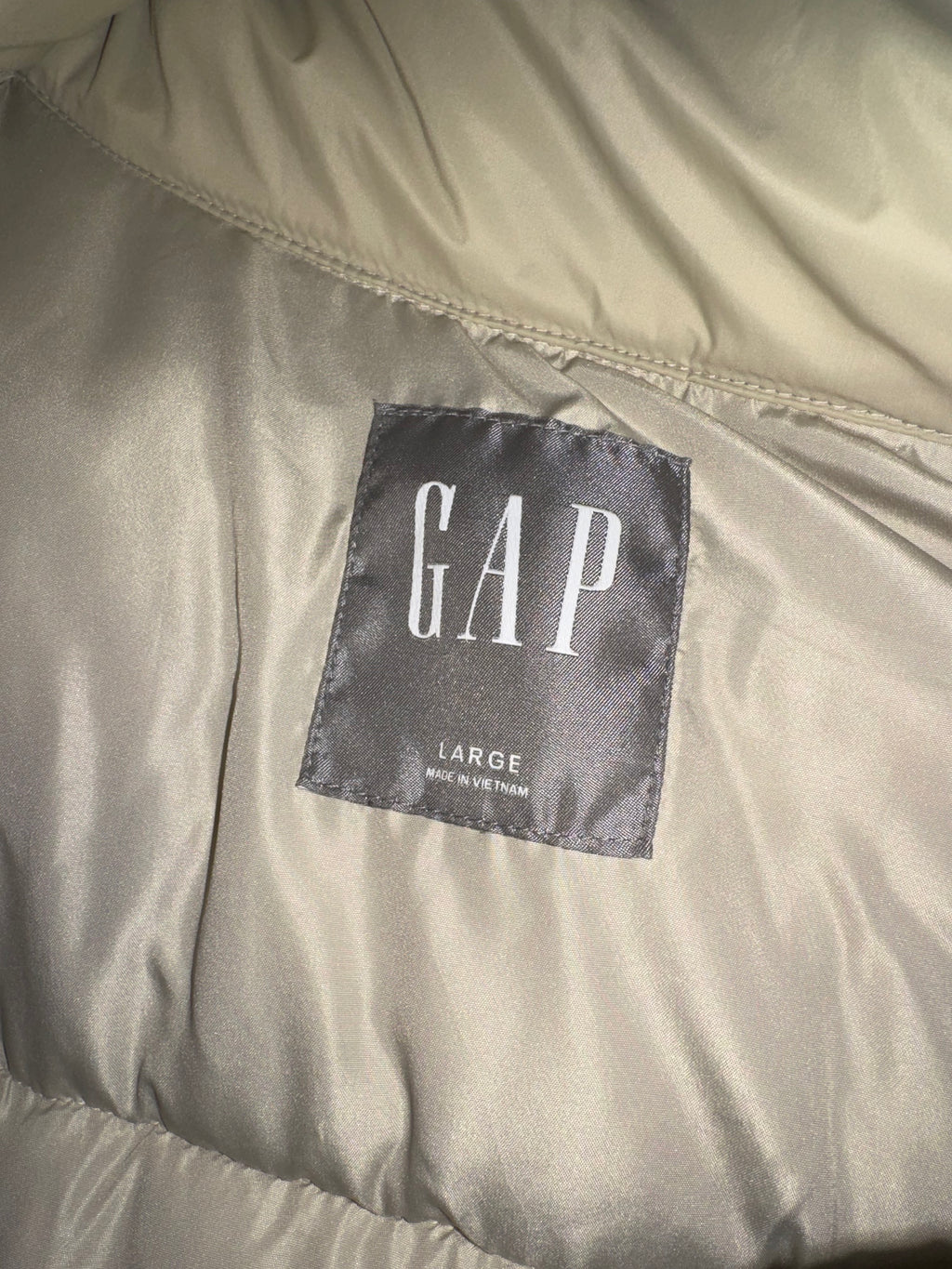 GAP Recycled Cream Nylon Puffer Vest