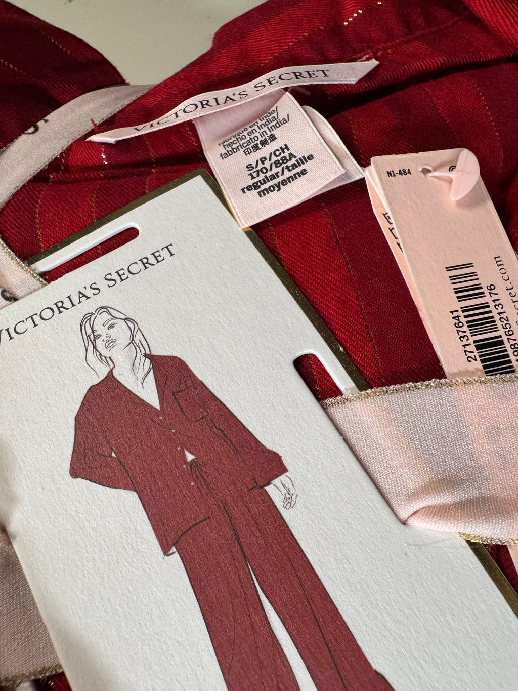 Victoria's Secret Flannel Long Pajama Set (New)