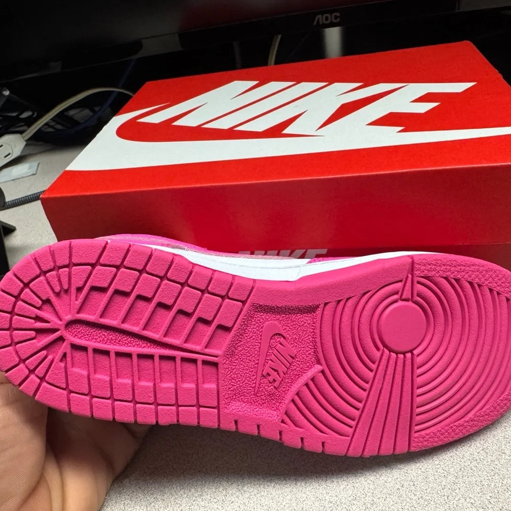 Nike dunk low retro casual kids shoes (2Y) Pink and White (New)