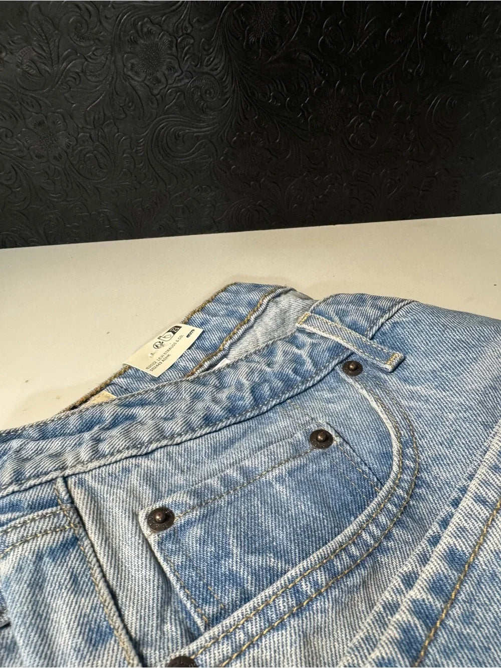 Levi's Low Loose Women's Jeans (New)