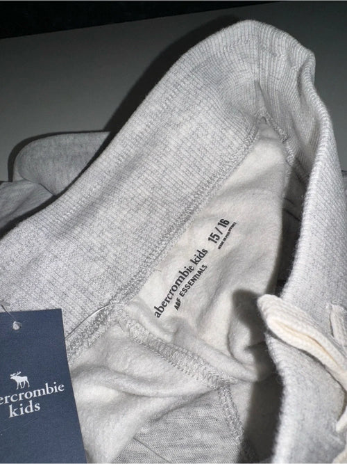 Abercrombie kids Light Gray sweatpants (New)