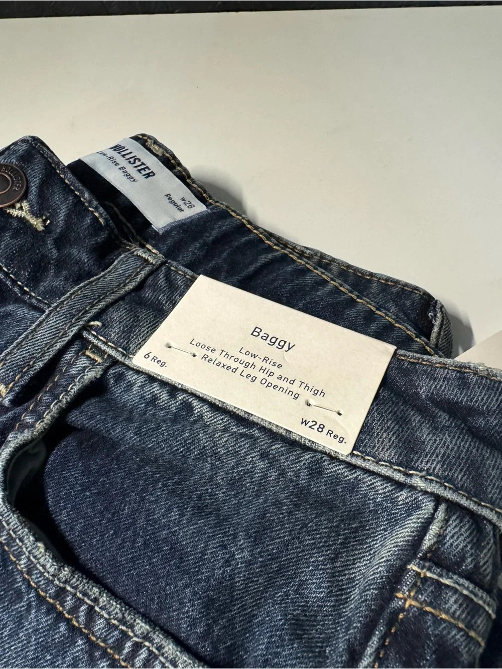 Hollister Baggy Low-Rise and Thigh Relaxed Leg (New)