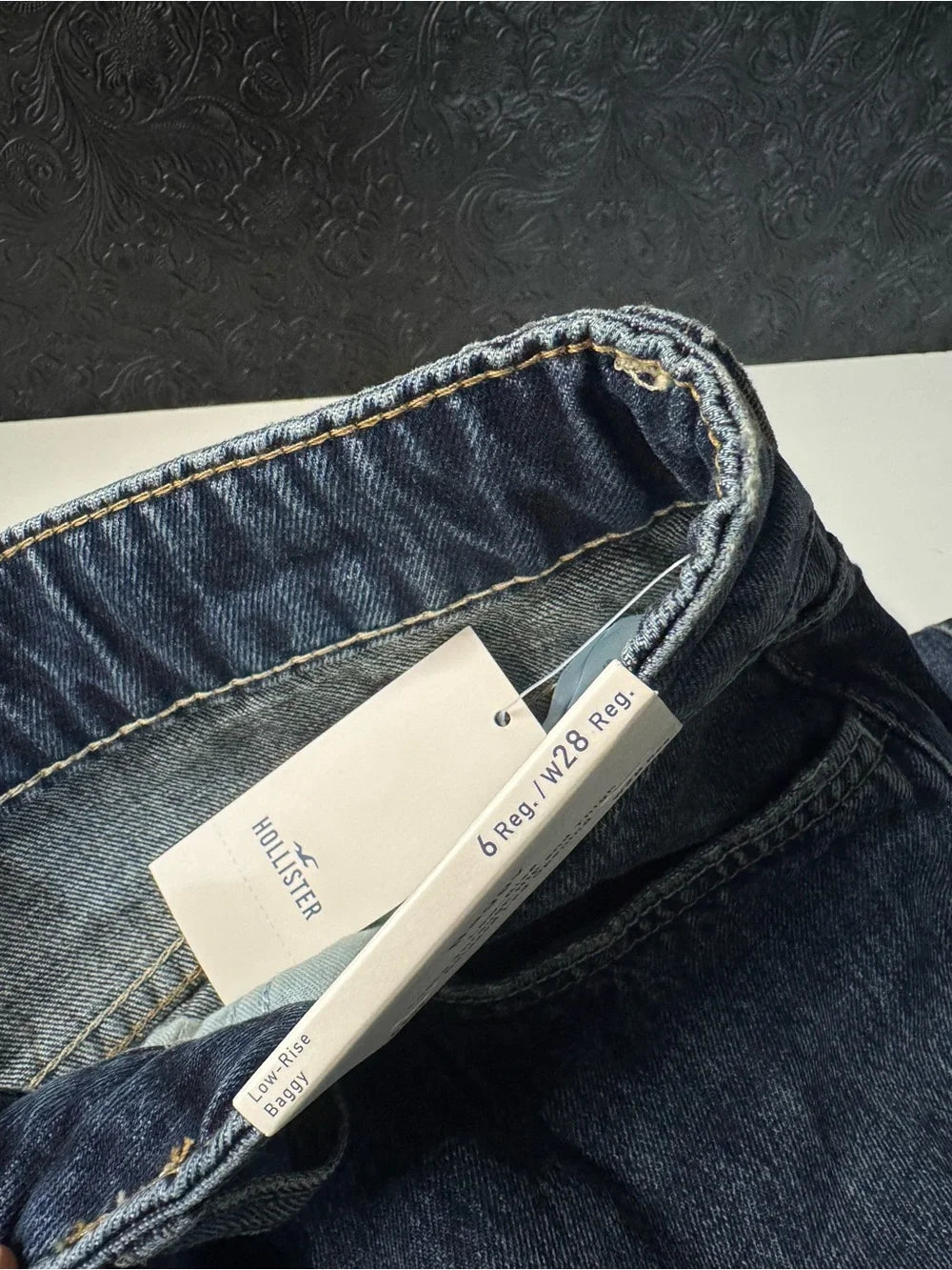 Hollister Baggy Low-Rise and Thigh Relaxed Leg (New)