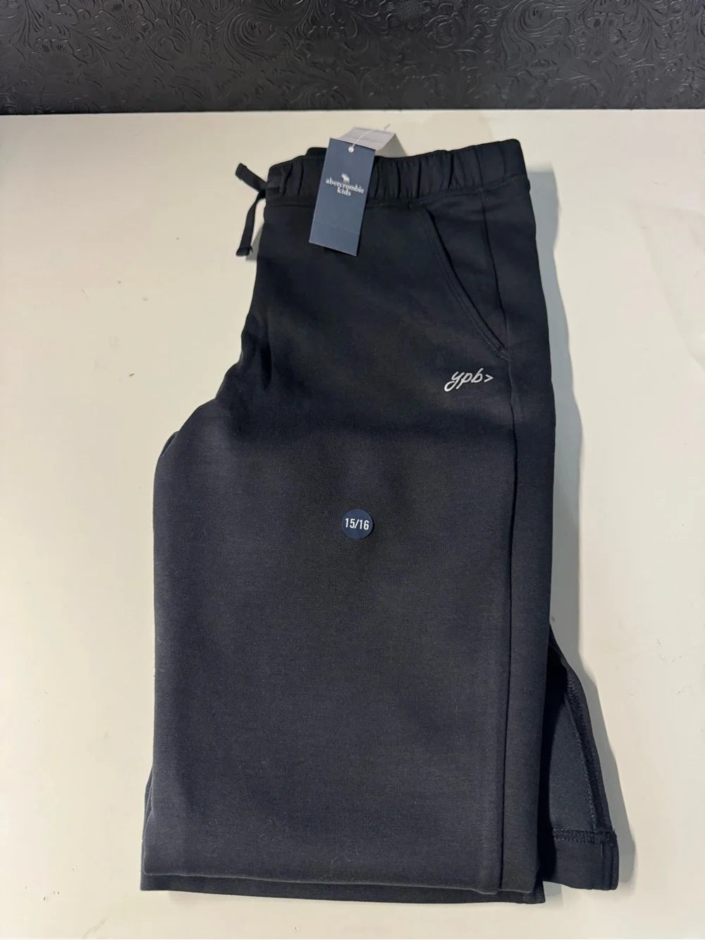 Abercrombie kids Black Jogger Sweatpants (New)